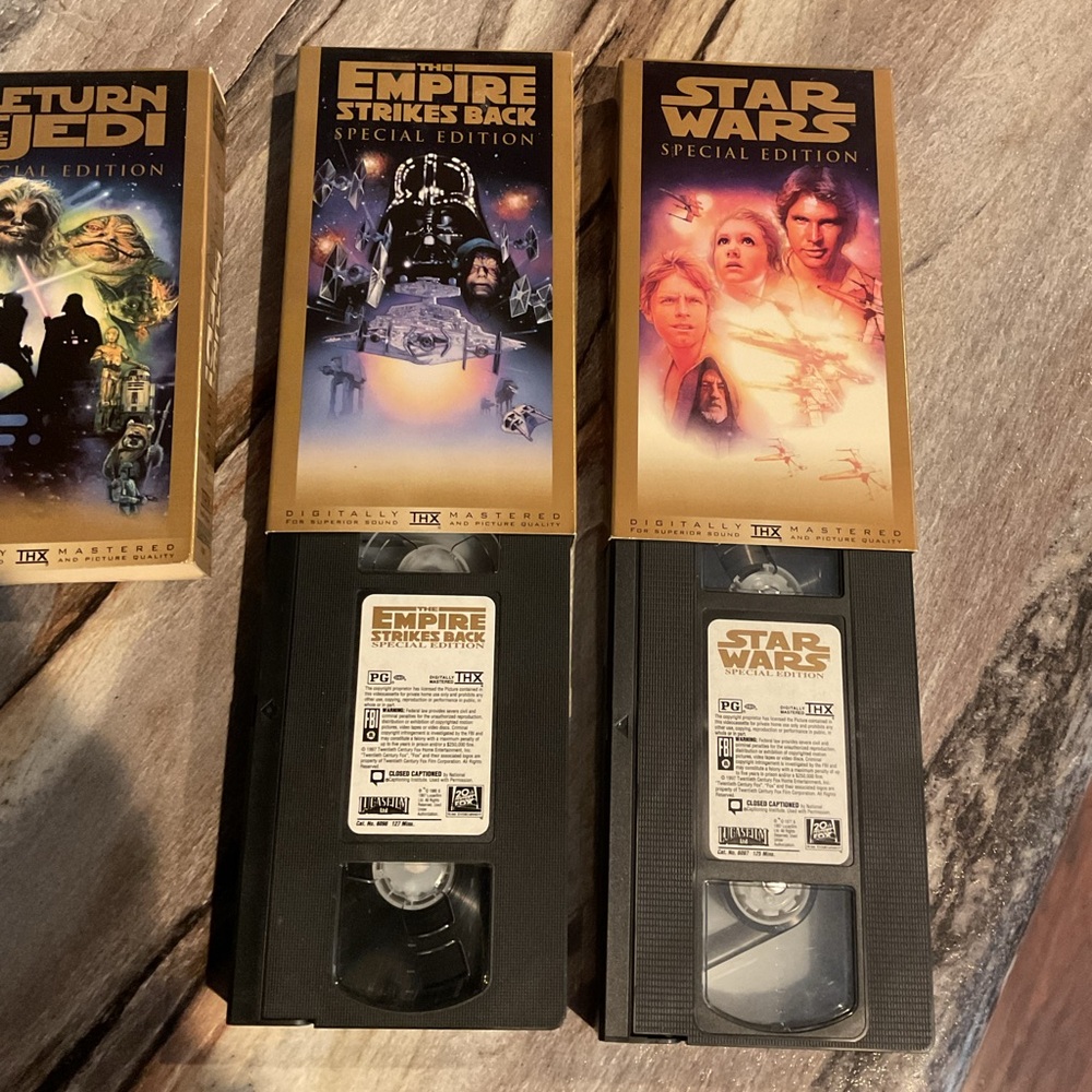 Star Wars Trilogy (VHS, Special Edition) return of the Jedi tape is missing